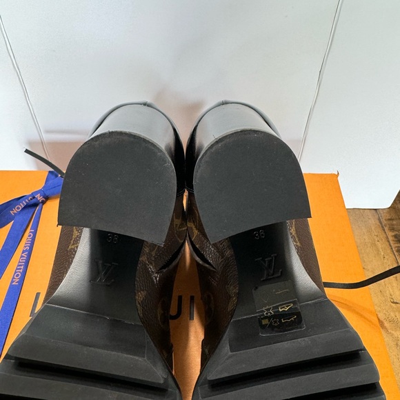 Louis Vuitton Star trail ankle boots - Picture 6 of 11
